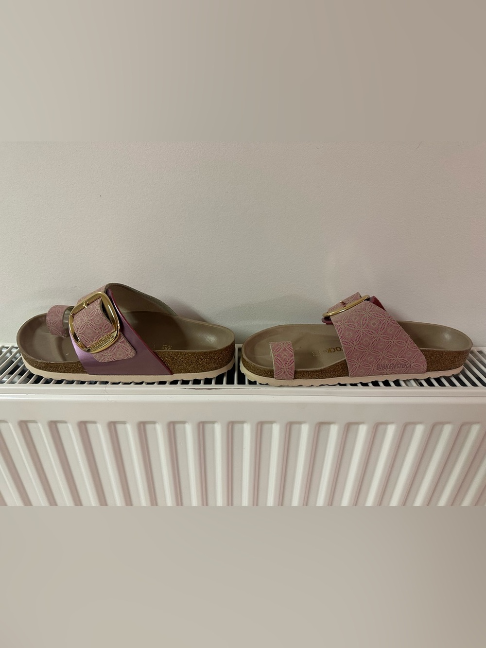 Birkenstock Pink Patterned Single-Strap Buckle Sandals - Picture 3 of 4